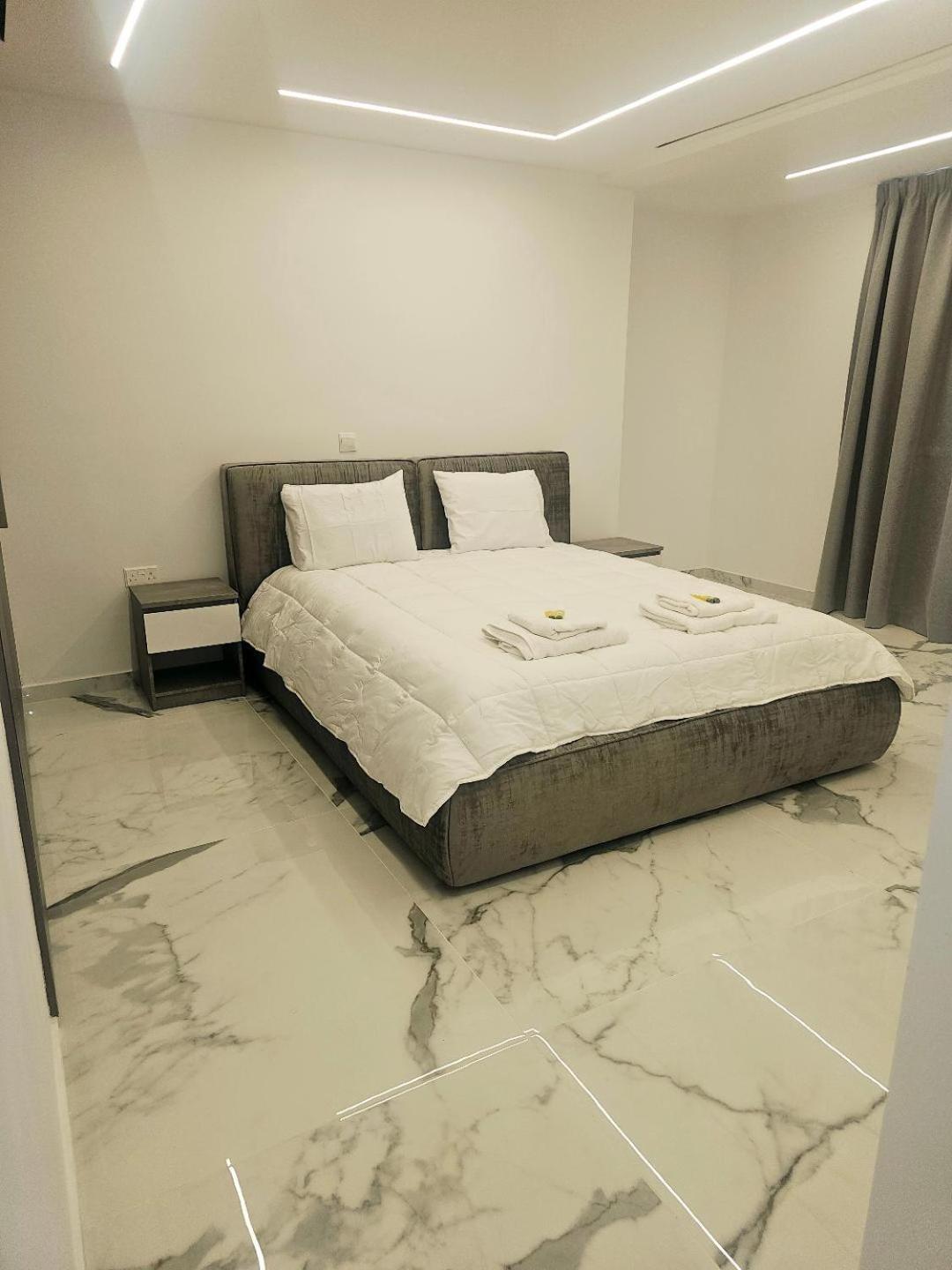 Deluxe Apartment Πάφος Εξωτερικό φωτογραφία