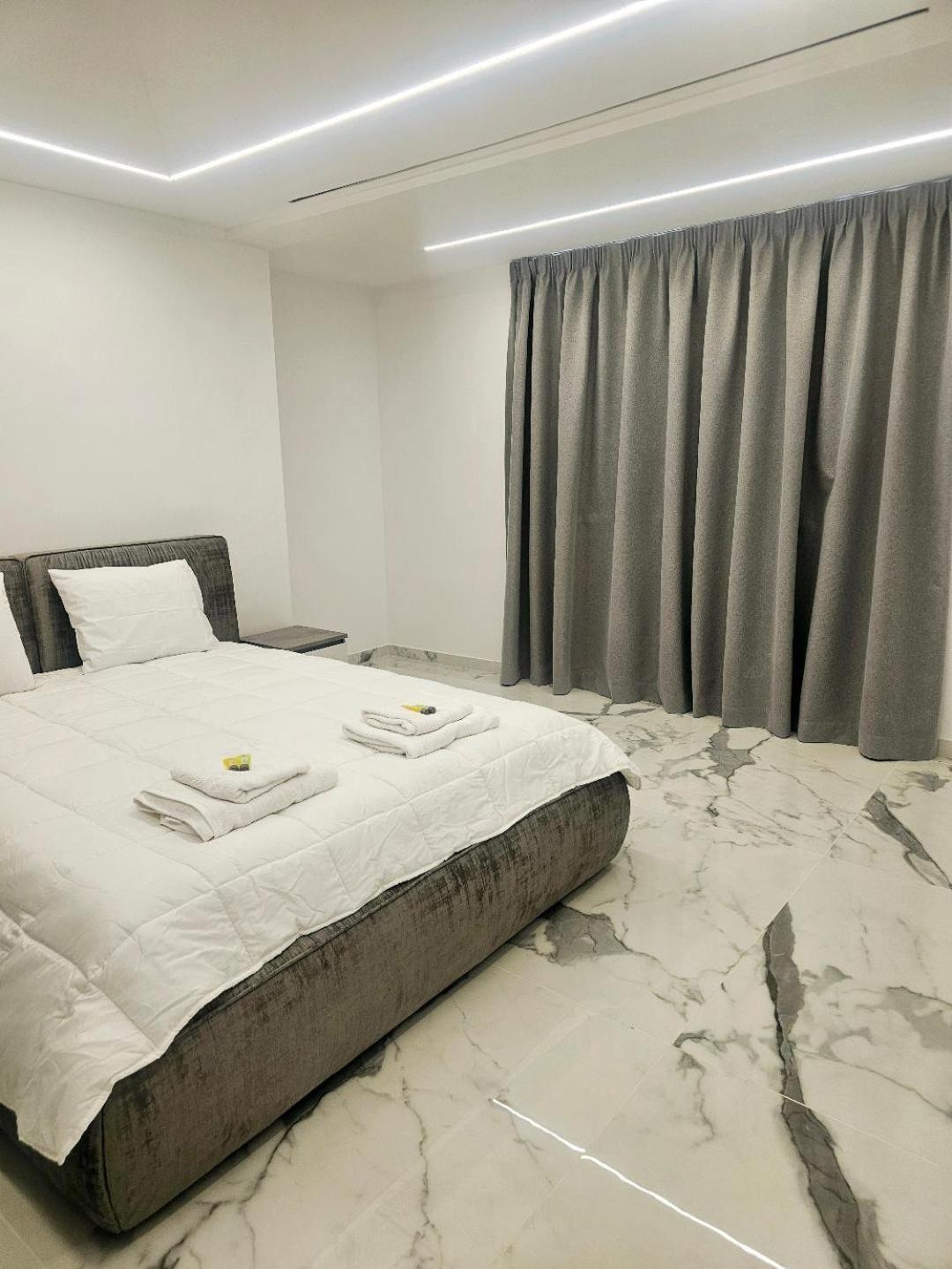 Deluxe Apartment Πάφος Εξωτερικό φωτογραφία