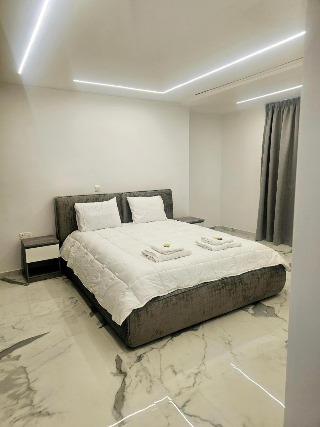 Deluxe Apartment Πάφος Εξωτερικό φωτογραφία