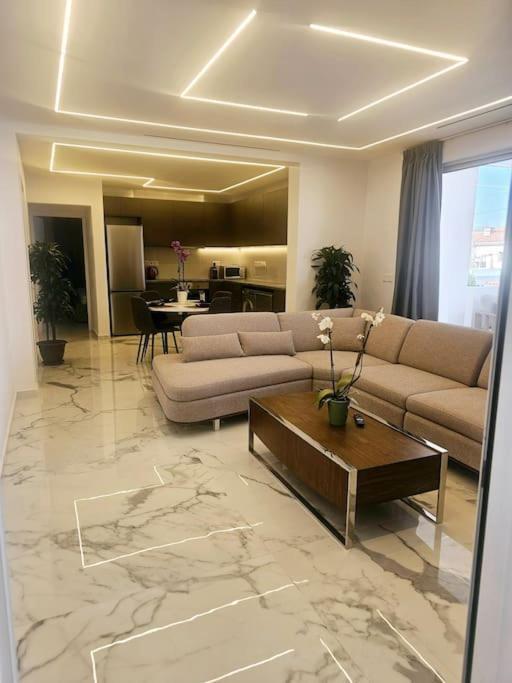 Deluxe Apartment Πάφος Εξωτερικό φωτογραφία